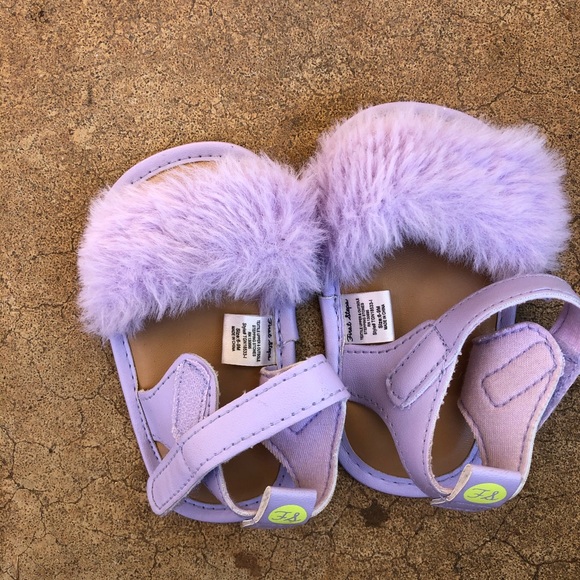 Sandals - Picture 1 of 2